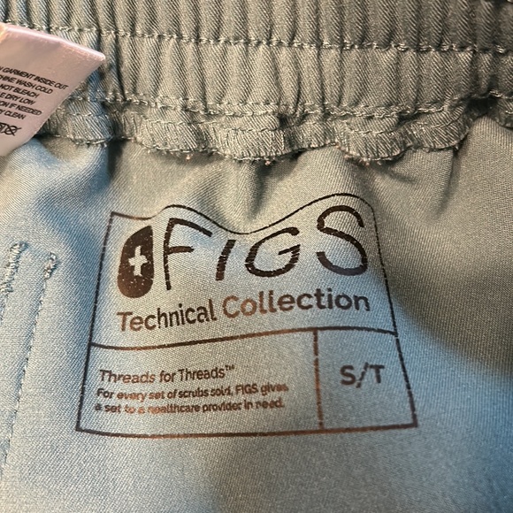 Figs Yola Hydrogreen S/T Scrub Pants - Picture 9 of 12